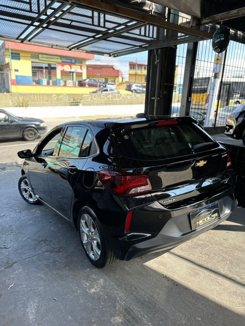 Chevrolet ONIX 1.0 TURBO 
